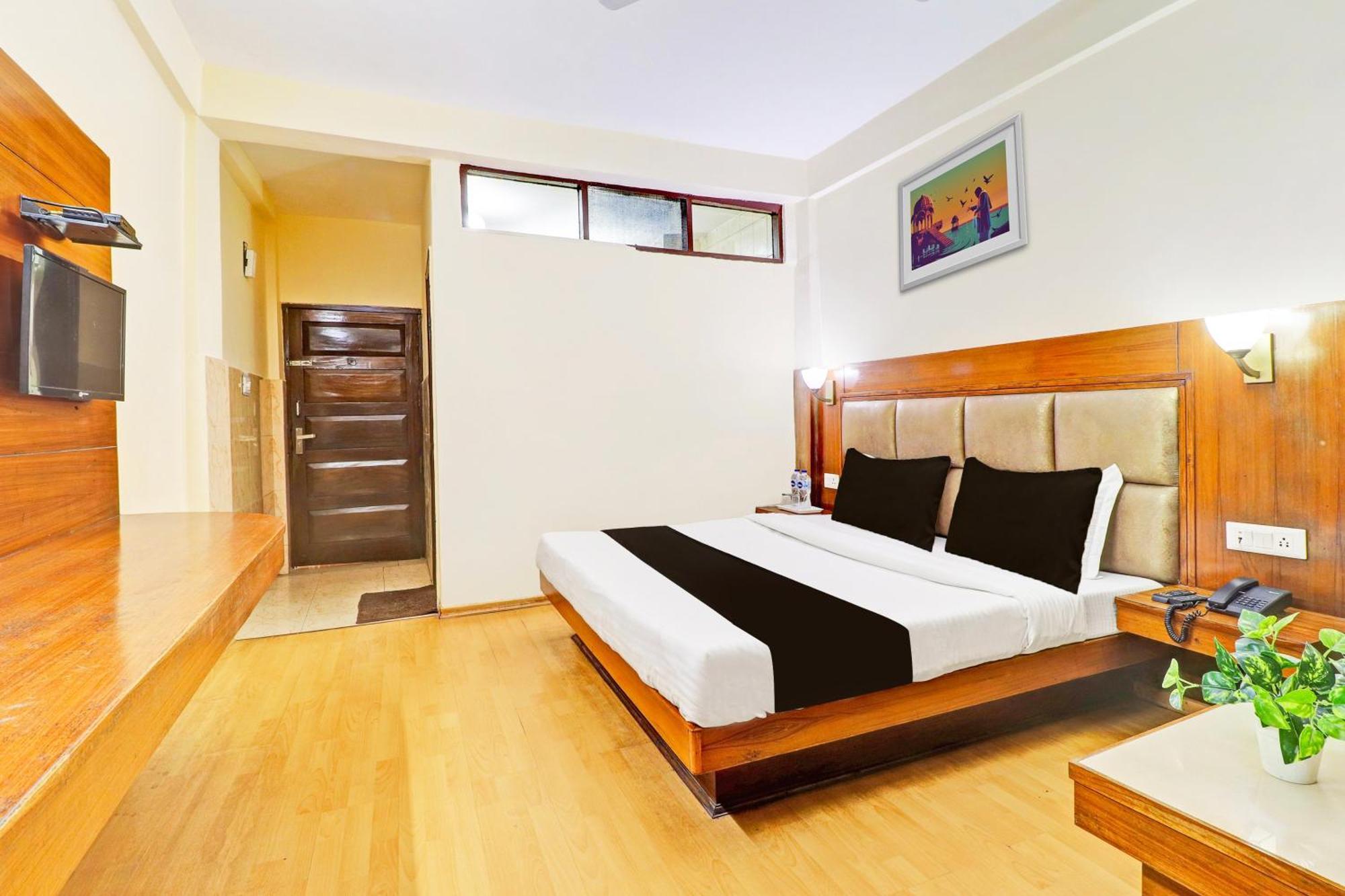 Super Collection O Pioneer Hotell Mussoorie Exteriör bild