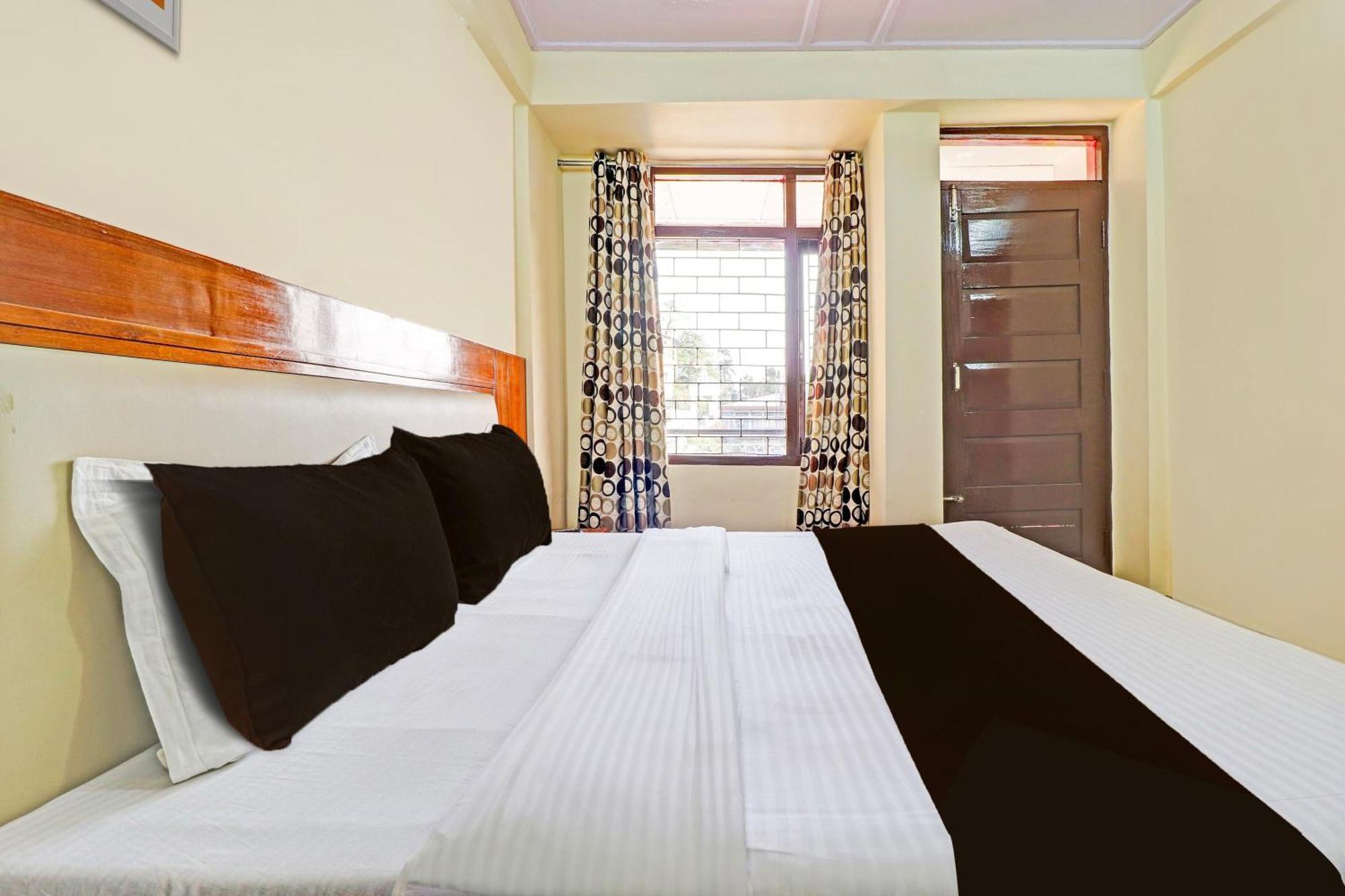Super Collection O Pioneer Hotell Mussoorie Exteriör bild