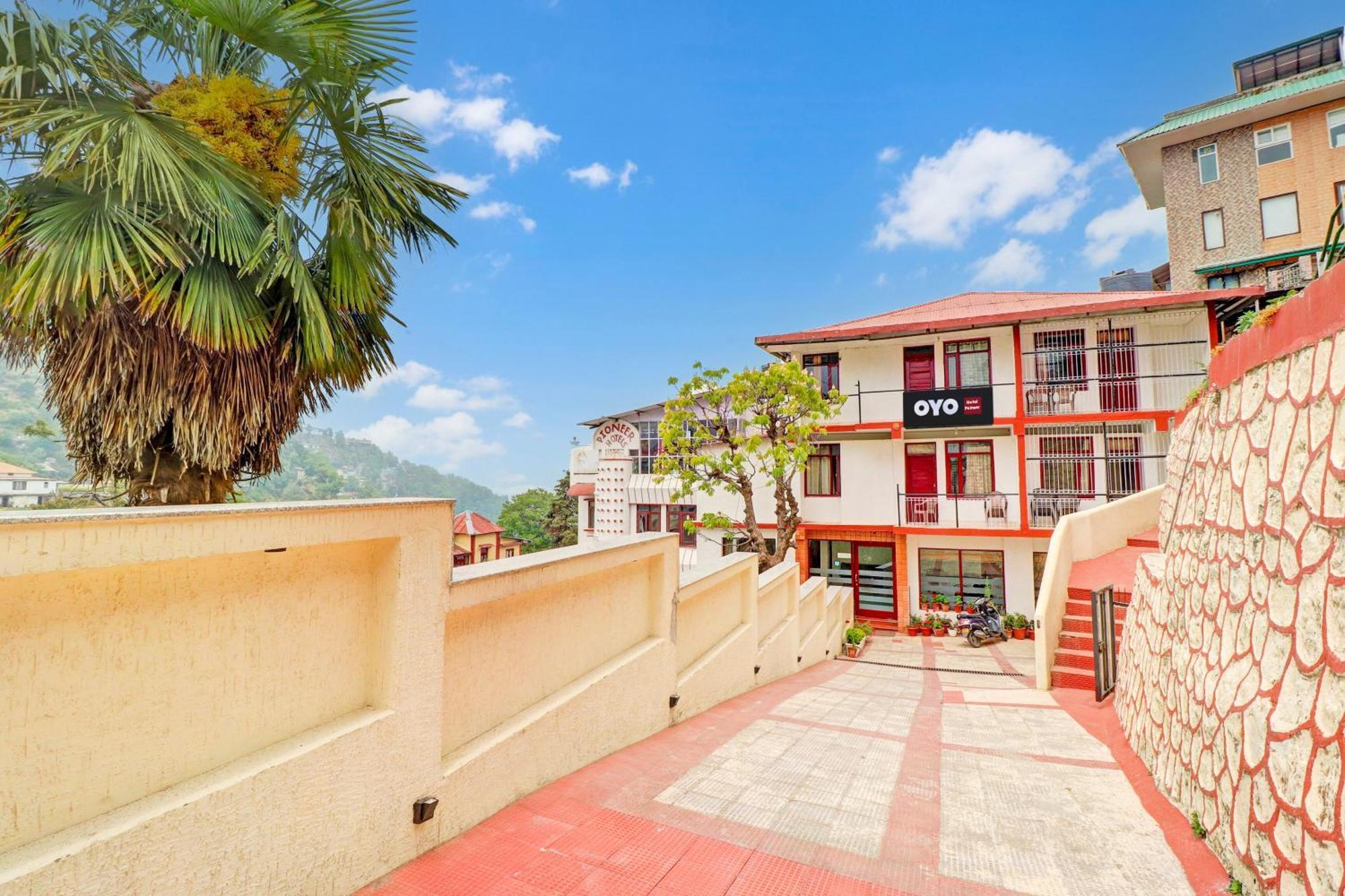 Super Collection O Pioneer Hotell Mussoorie Exteriör bild